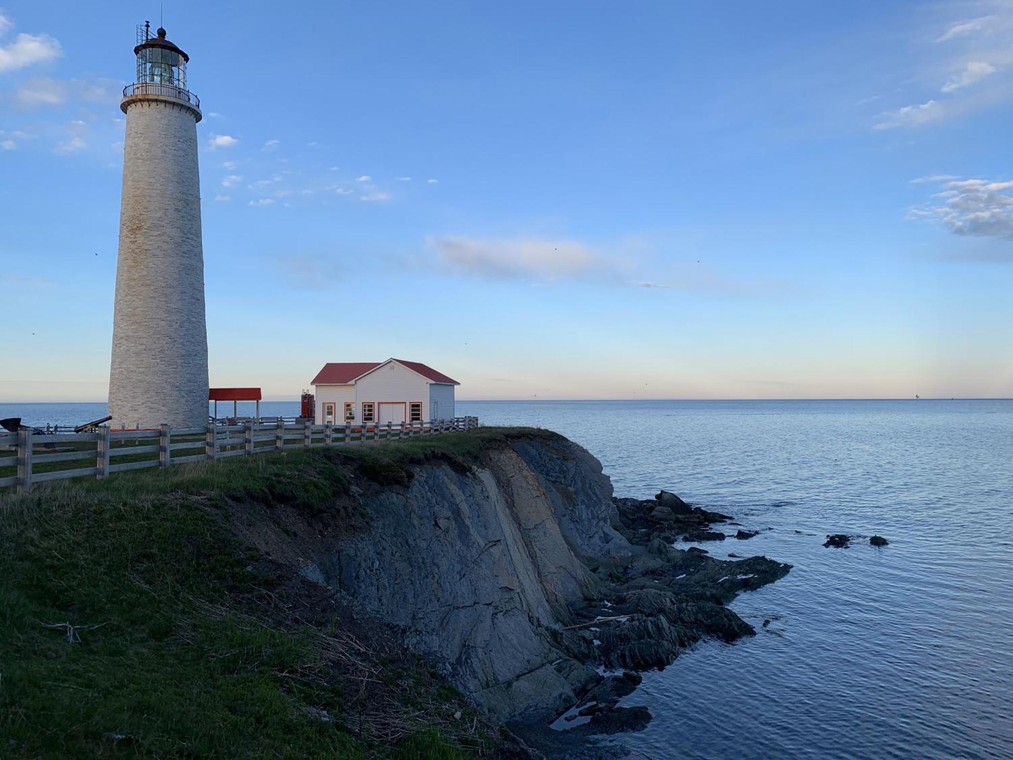 Motel Du Haut Phare Cap-des-Rosiers エクステリア 写真