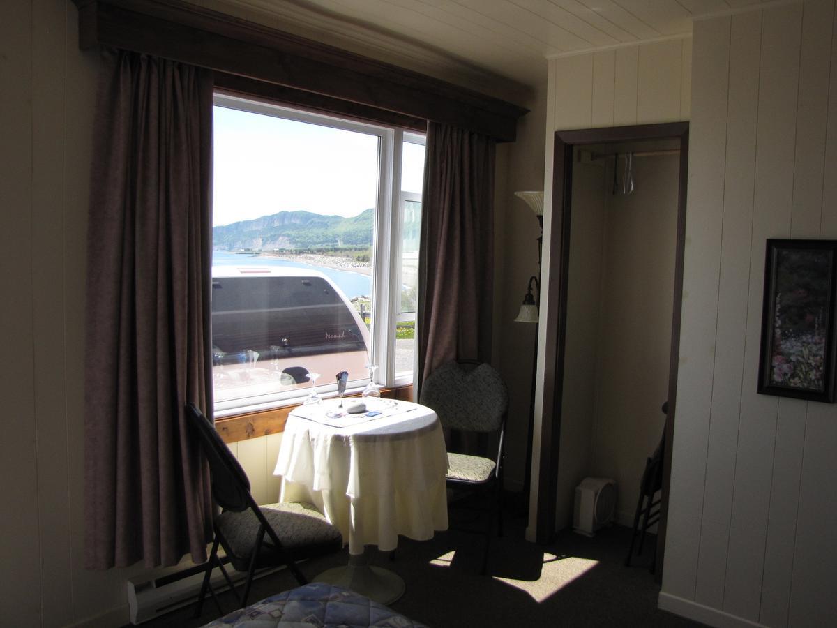 Motel Du Haut Phare Cap-des-Rosiers 部屋 写真